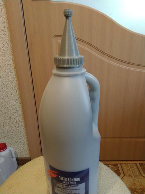 'Носик' на бутылку с тонером