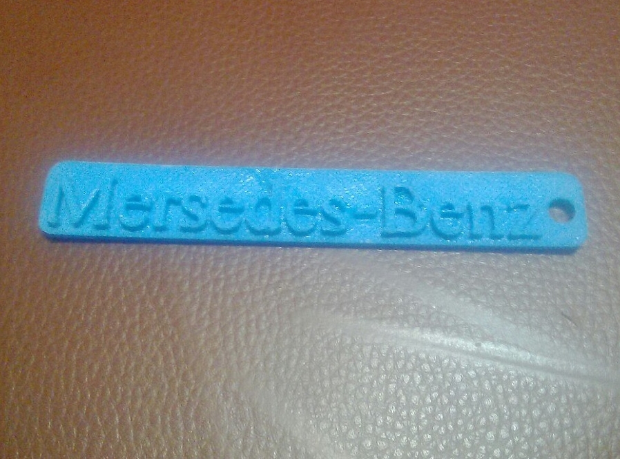 брелок Mersedes-Benz