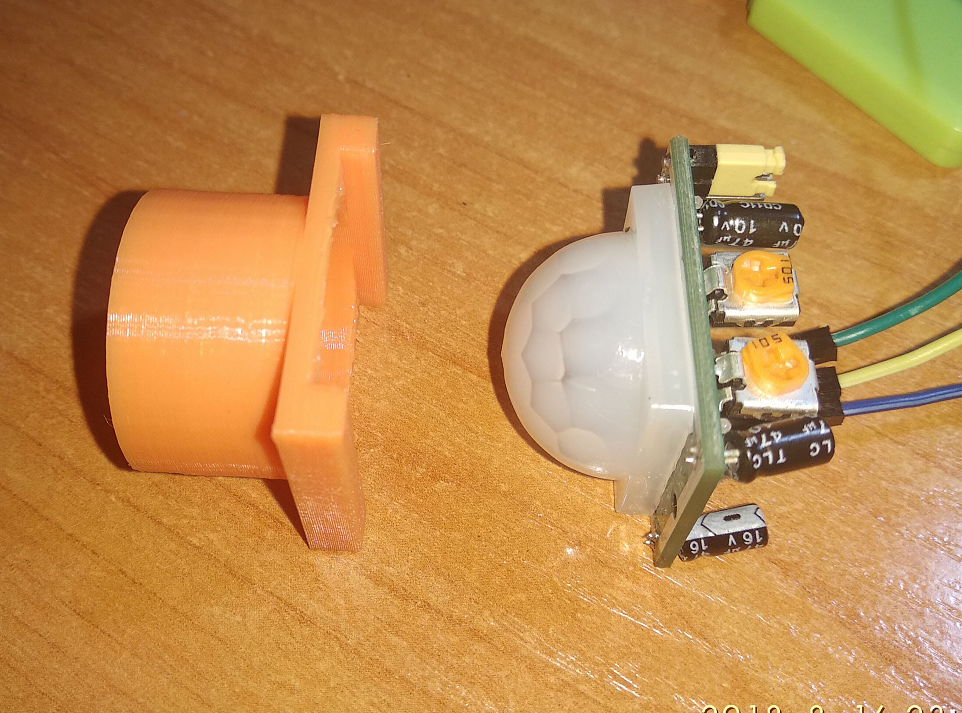 Ограничитель угла действия датчика движения Arduino